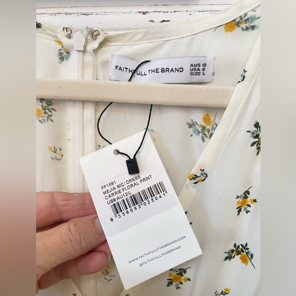 NWT Faithfull The Brand Carrie Floral Cream White Mejia Midi Short Sleev… - Picture 7 of 10